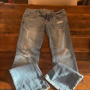 NWT American Eagle Outfitters Blue Straight Leg Jeans SIZE 2